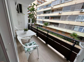 AMA611 - Terraza, WiFi, Playa La Carihuela a 100 metros